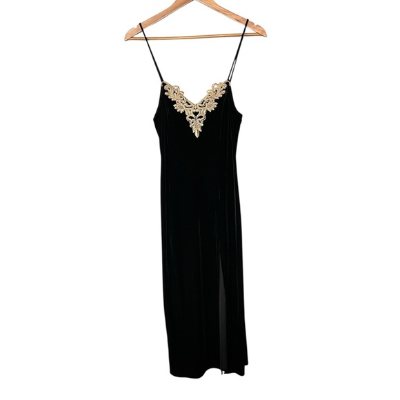 Sophia by Delicates x Vintage Elegant Velvet Gold Trimmed Slip Dress - Picture 2 of 9